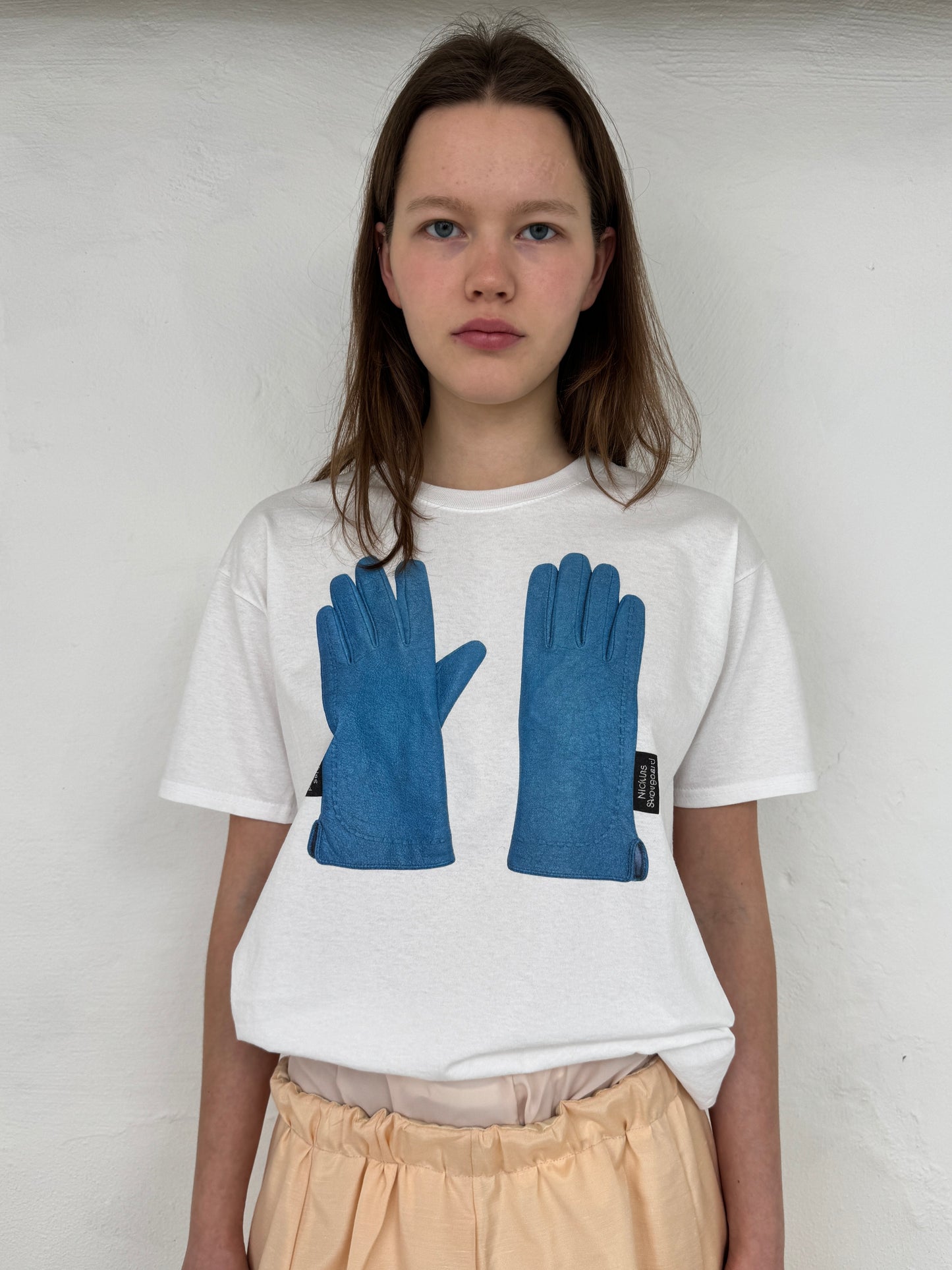 Glove T-shirt