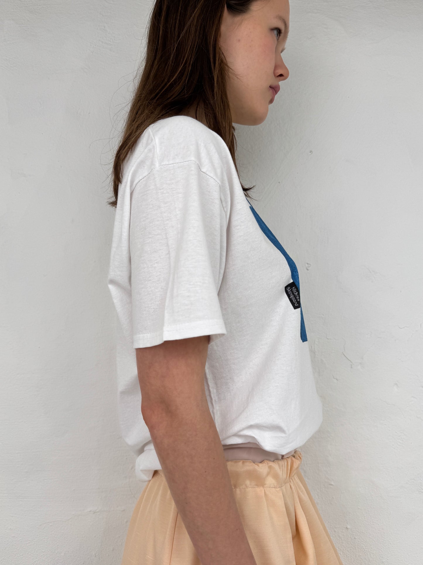 Glove T-shirt